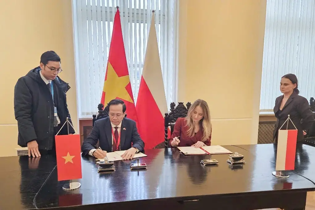 Xuất Khẩu Lao Động Ba Lan: Chi Phí bao nhiêu? Mức Lương, Thu Nhập Xuất Khẩu Lao Động Ba Lan: Chi Phí bao nhiêu? Mức Lương, Thu Nhập