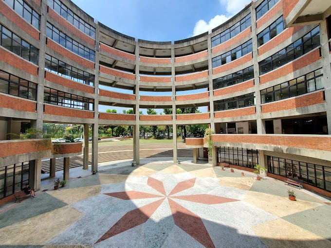 ĐẠI HỌC KHKT NGÔ PHỤNG ĐÀI LOAN: Chất lượng giáo dục và cơ hội việc làm Đại Học Kỹ Thuật Công Nghệ Ngô Phụng Đài Loan