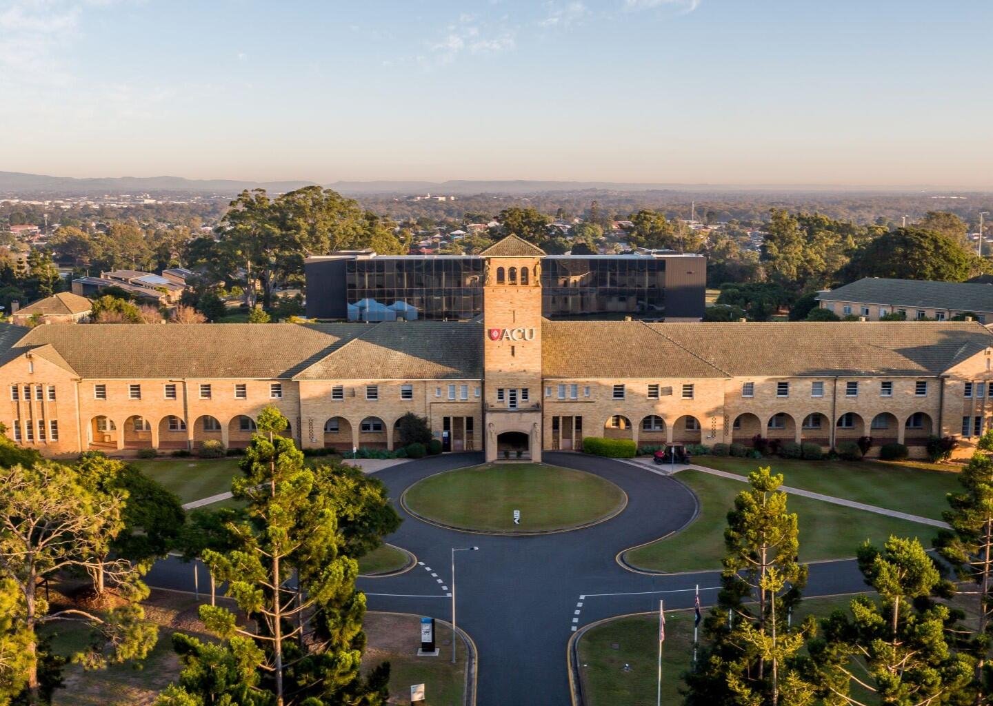 Học bổng và hỗ trợ tài chính tại Đại học Sydney Học bổng và hỗ trợ tài chính tại Đại học Sydney