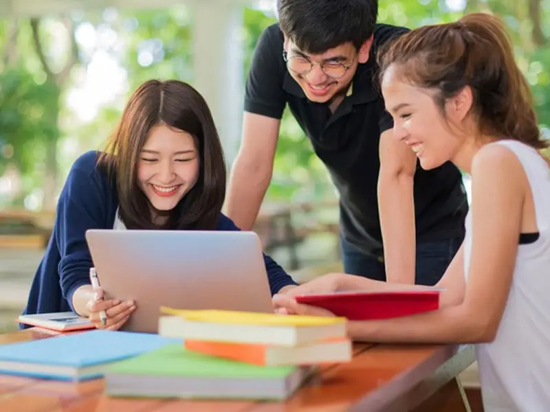 Du học Úc: Hướng dẫn chi tiết và thủ tục cần biết cho sinh viên quốc tế Du học Úc – Cánh cửa mở ra chân trời mới cho sinh viên toàn cầu