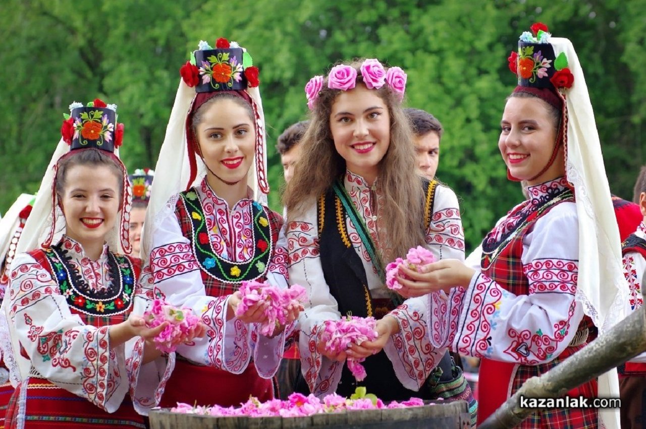 Visa Học Tập Bulgaria - Cánh Cửa Đưa Bạn Đến Với Ước Mơ Du Học Châu Âu Visa Học Tập Bulgaria - Cánh Cửa Đưa Bạn Đến Với Ước Mơ Du Học Châu Âu