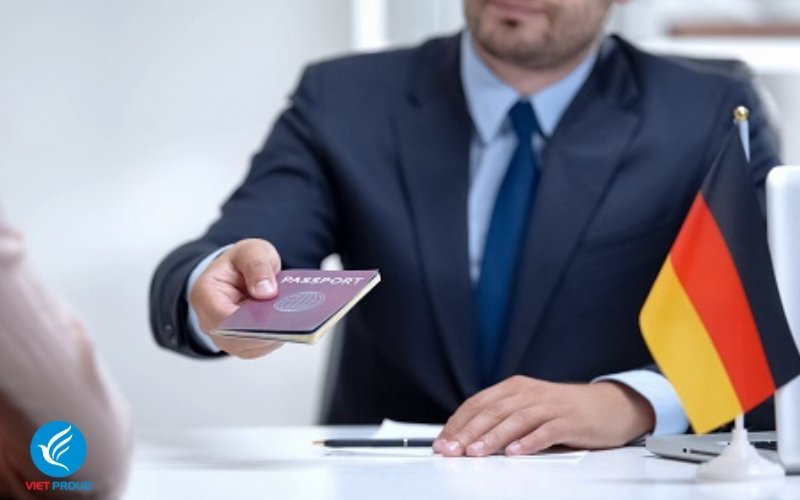 Khám Phá Cơ Hội Vàng Từ Chương trình Xuất khẩu lao động Đức - Đầu Viet Nam Bước Vào Thị Trường Toàn Cầu Với XKLĐ Đức Hiệu Quả và An Toàn