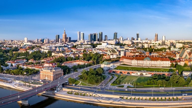 Hướng Dẫn Chi Tiết về Visa Du Lịch Poland - Hướng Dẫn Chi Tiết Chuyến Phiêu Lưu Đáng Nhớ Tại Châu Âu - Hướng Dẫn Chi Tiết về Visa Du Lịch Poland